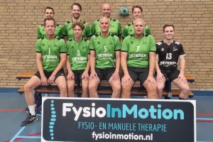 Reclamebord langs het veld